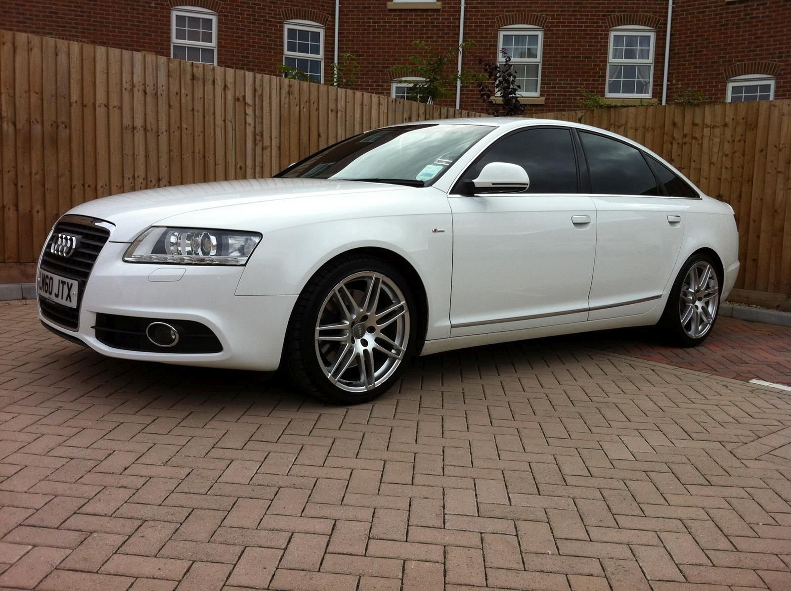 used car leasing in the UK image of car