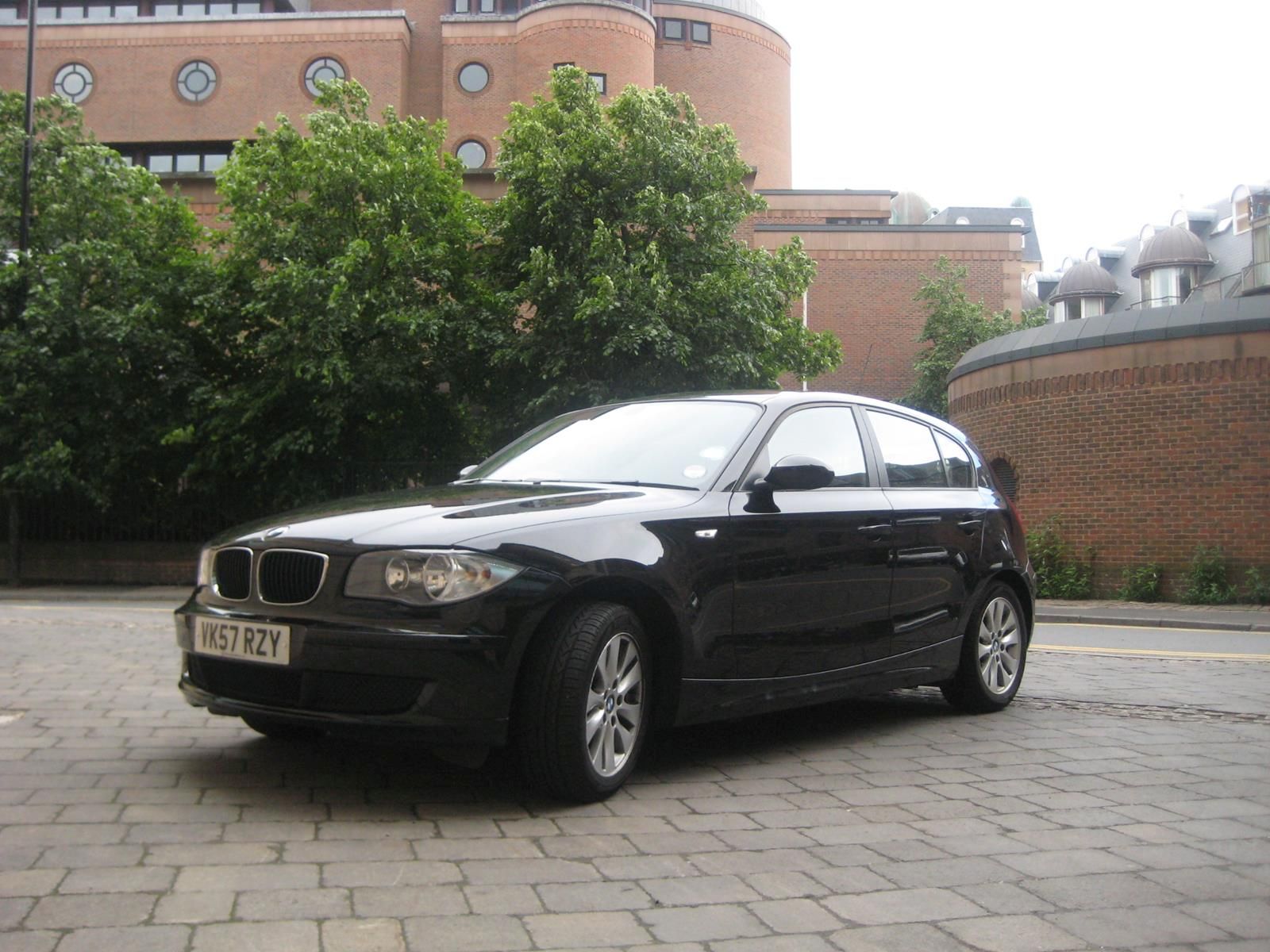 used car leasing in the UK image of car