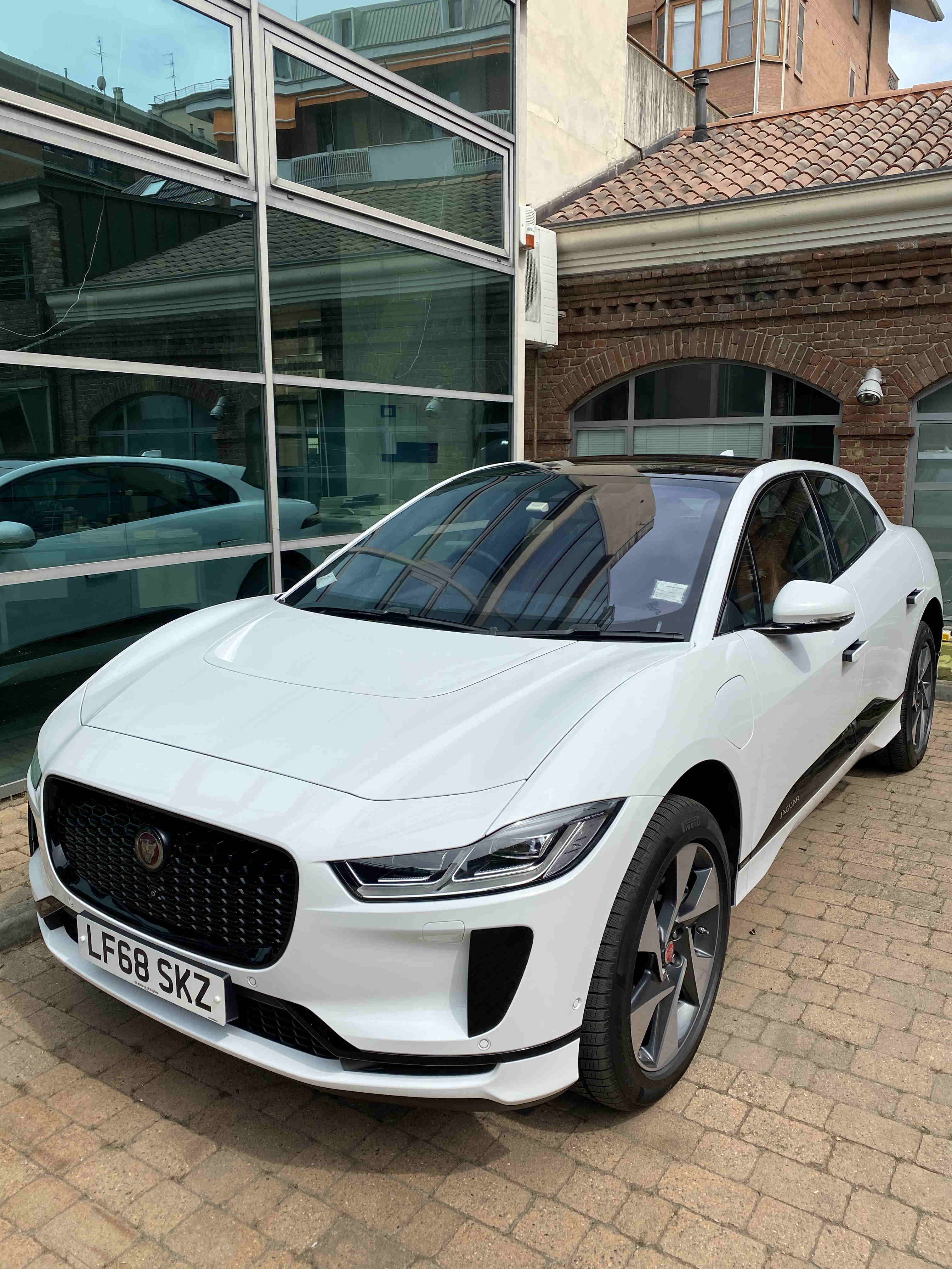 used car leasing in the UK image of car