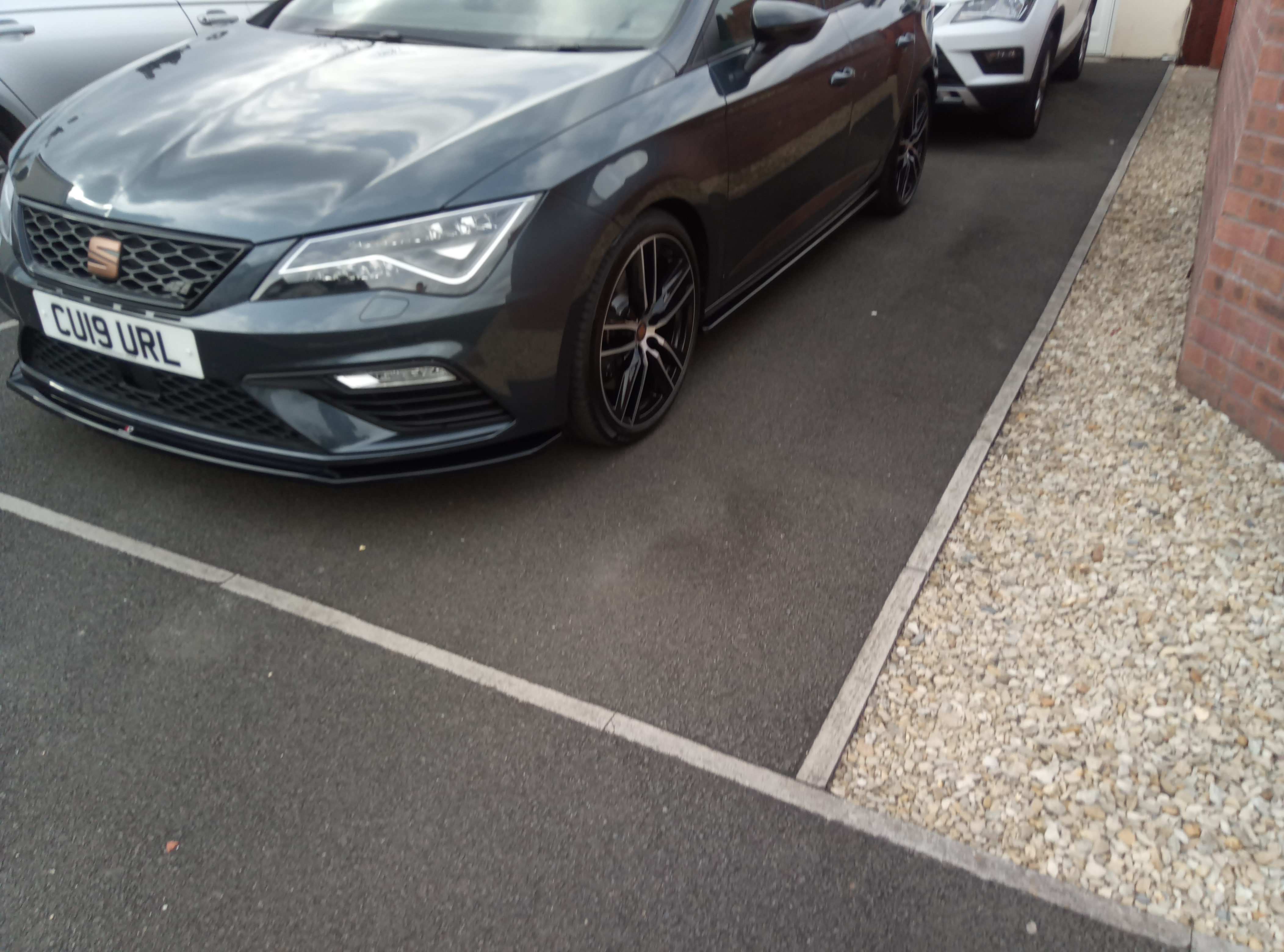used car leasing in the UK image of car